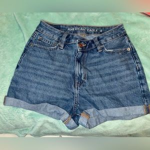 Cute high rise blue Jean shorts from American Eagle